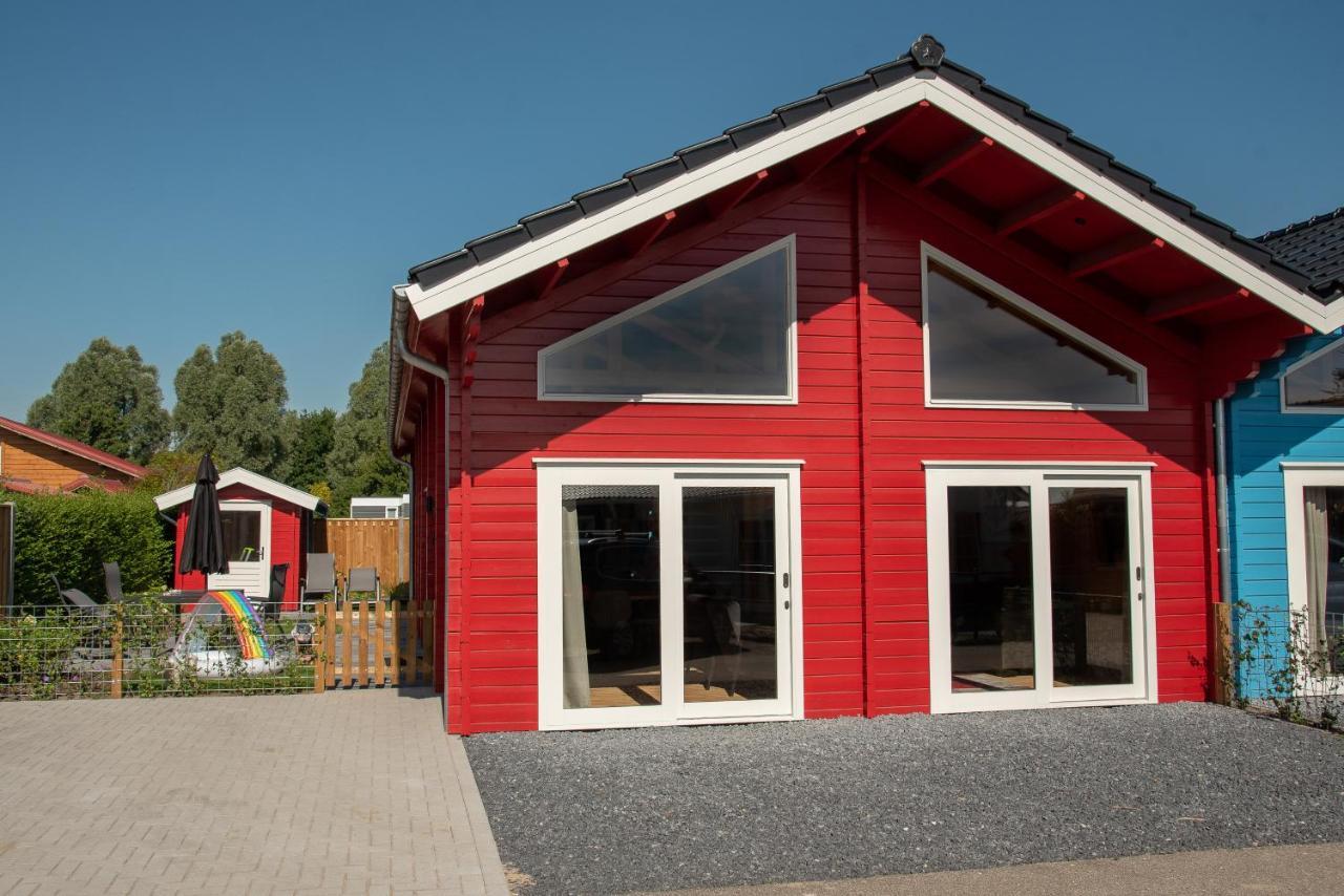 Luxe Chalets In Zeeland Aan De Kust Sint Annaland Exterior foto